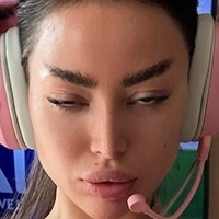 Alena Omovych Nude