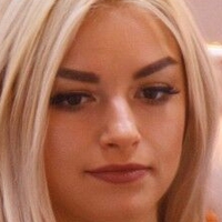 Andreea Ungur Nude