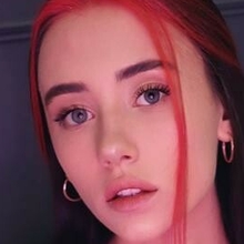 Arilaviee Nude