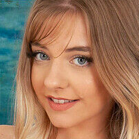 Blonde Gabie Nude