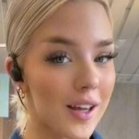 Elaine Victoria Nude