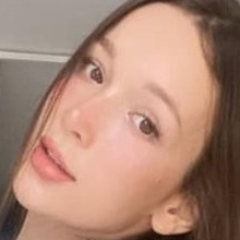 Ellie Leen Nude