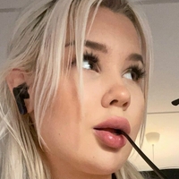 emiliiiaxfree Nude