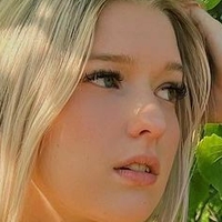 Emma Welyki Nude
