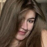 evacurly Nude