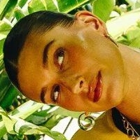 Hailey Baldwin Nude