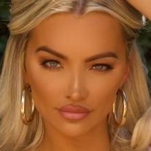 Lindsey Pelas Nude