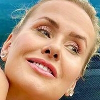 Lola Melnyck Nude