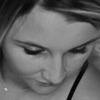 low.isa Nude
