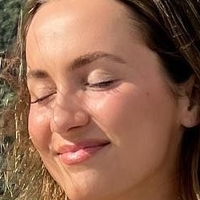 Maude Apatow Nude