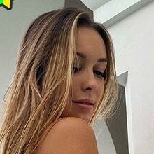 Nicky Gile Nude