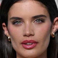 Sara Sampaio Nude
