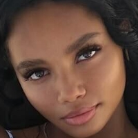Tosyandra Nude