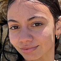 Zoe Manoek Nude